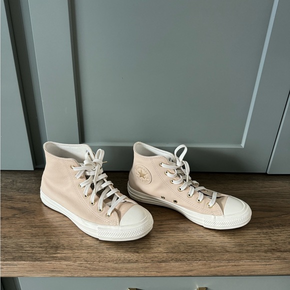 Chuck Taylor All Star Earthy Neutrals leather high top sneakers size 7.5 - Picture 3 of 16